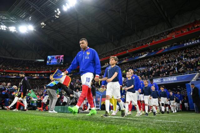 1741954633454014010.jpg 1741954629803.jpg